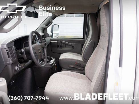 New 2024 Chevrolet Express 3500 w/ Power Convenience Package RWD image 20