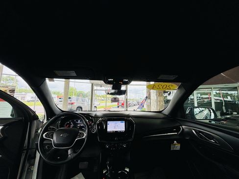 Used 2023 Chevrolet Traverse Premier w/ Redline Edition FWD image 58