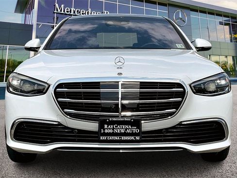 Used 2025 Mercedes-Benz S 580 4MATIC Sedan image 3