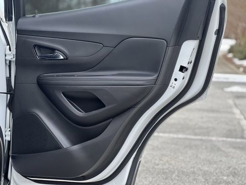 Used 2019 Buick Encore Preferred image 19