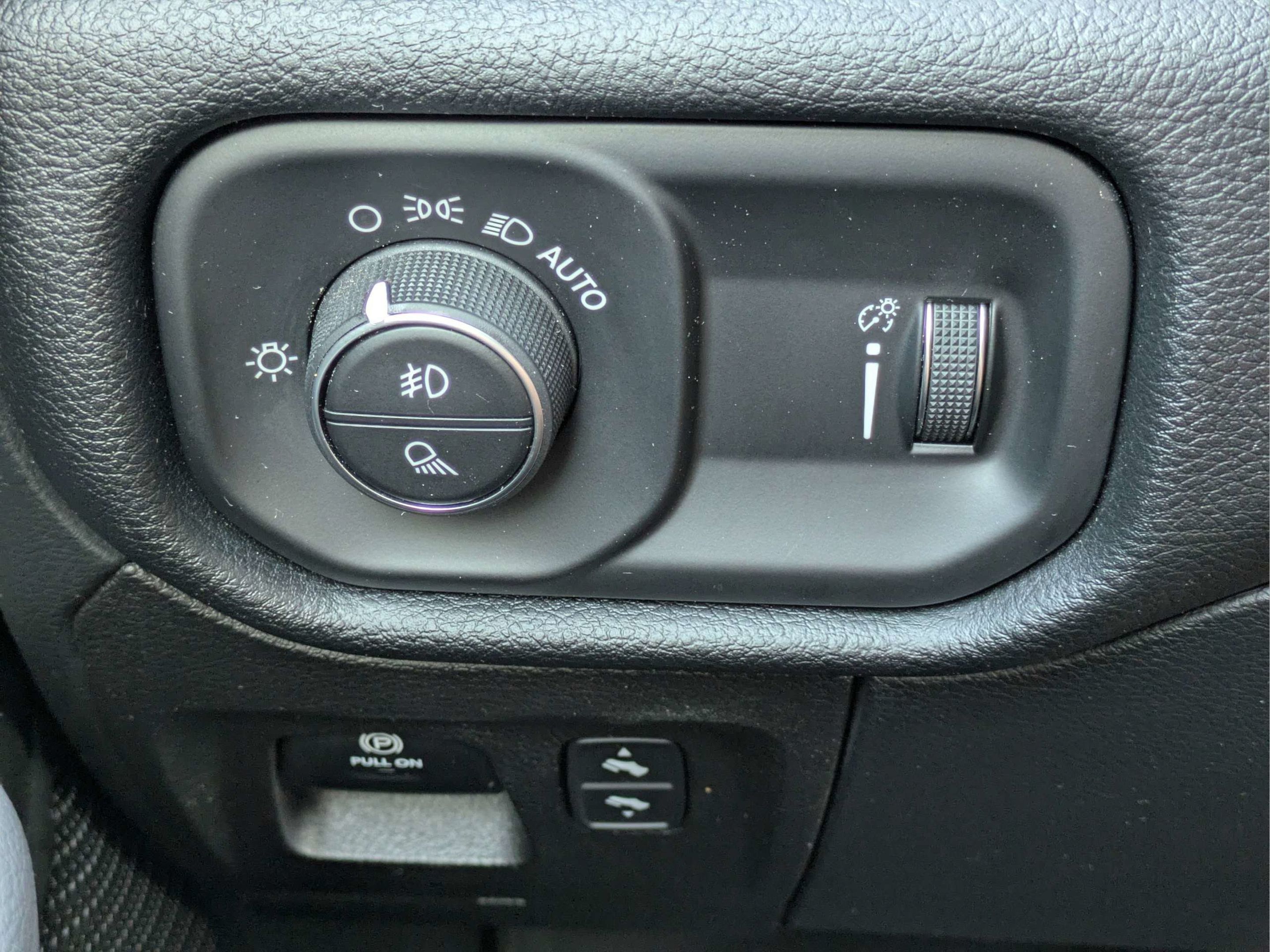Used 2022 RAM 1500 Big Horn AWD/4WD image 23