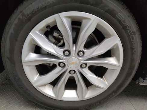 Used 2023 Chevrolet Malibu LT FWD image 31