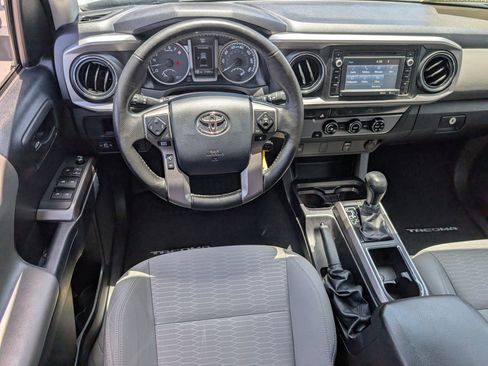Used 2016 Toyota Tacoma SR5 w/ SR5 Appearance Package (SN) RWD image 23