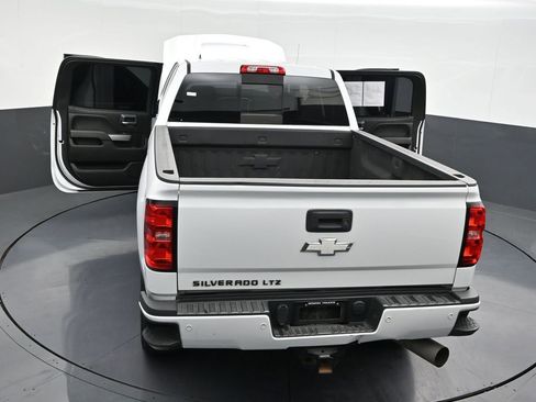Used 2018 Chevrolet Silverado 2500 LTZ w/ Duramax Plus Package image 35