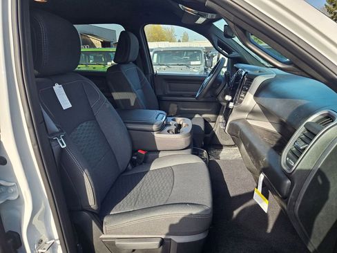New 2026 RAM 2500 Tradesman AWD/4WD image 16