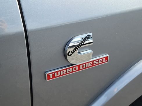 Used 2023 RAM 3500 Limited AWD/4WD image 9