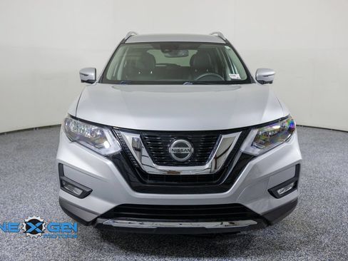 Used 2020 Nissan Rogue SL AWD/4WD image 2