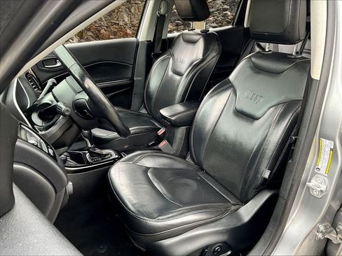 Used 2019 Jeep Compass Limited image 22