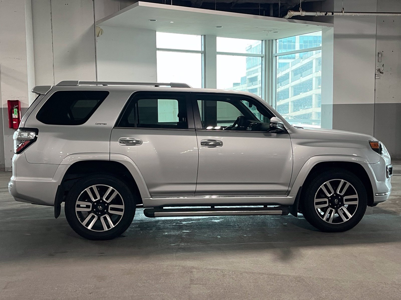 Used 2024 Toyota 4Runner Limited AWD/4WD image 13