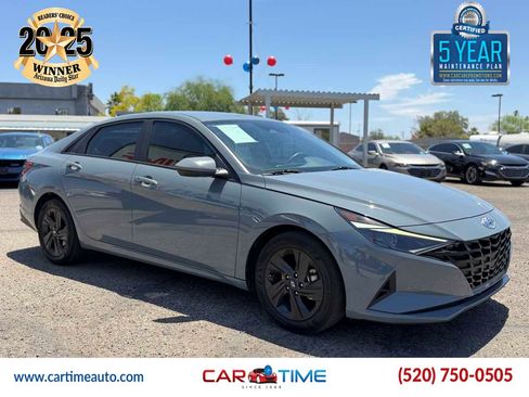 Used 2023 Hyundai Elantra SEL FWD image 3