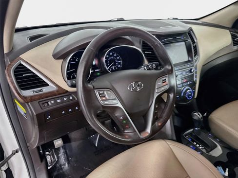 Used 2018 Hyundai Santa Fe Limited AWD/4WD image 9