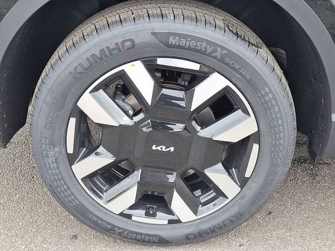 New 2027 Kia Telluride S image 5