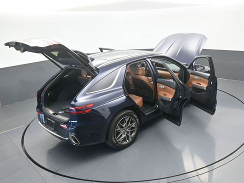 Used 2022 Genesis GV70 2.5T w/ Advanced Package image 71