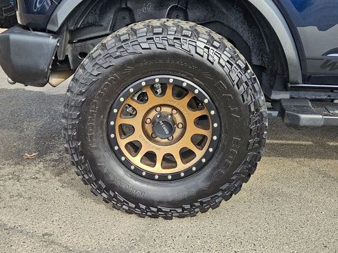 Used 2021 Ford Bronco Wildtrak AWD/4WD image 9