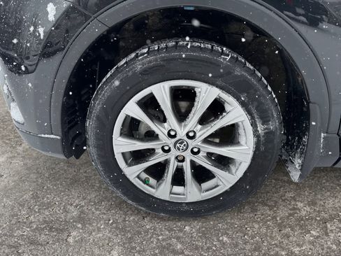 Used 2016 Toyota RAV4 Limited image 15