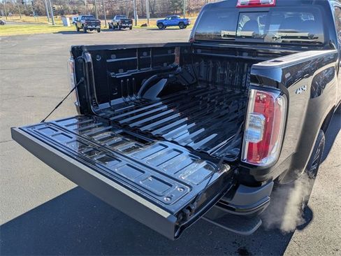 Used 2022 GMC Canyon Elevation w/ Trailering Package image 32