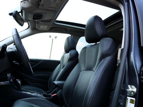 Used 2019 Subaru Forester Limited image 18