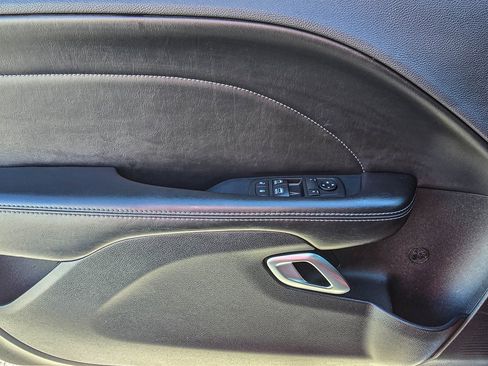 Used 2018 Dodge Challenger R/T Scat Pack w/ Dynamics Package image 11