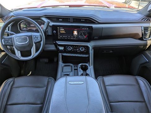 Used 2024 GMC Sierra 3500 Denali w/ Denali Reserve Package image 16