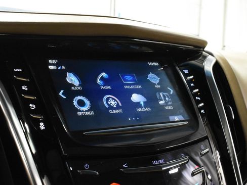 Used 2019 Cadillac Escalade Platinum image 15