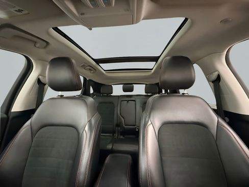 Used 2022 Ford Escape SEL w/ SEL Stealth AWD Package image 30