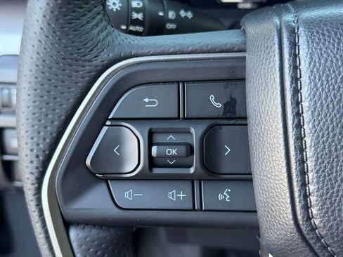 Used 2025 Toyota Tacoma TRD Sport image 24