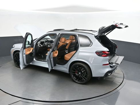 New 2026 BMW X5 xDrive40i w/ M Sport Package image 28