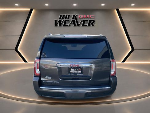 Used 2020 GMC Yukon XL Denali AWD/4WD image 5