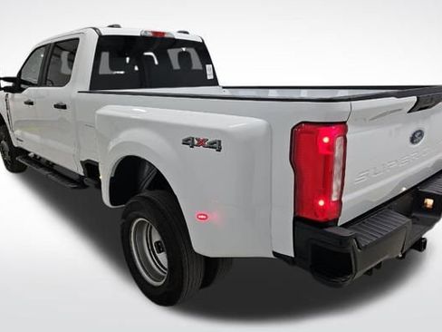 Used 2023 Ford F350 XL image 7