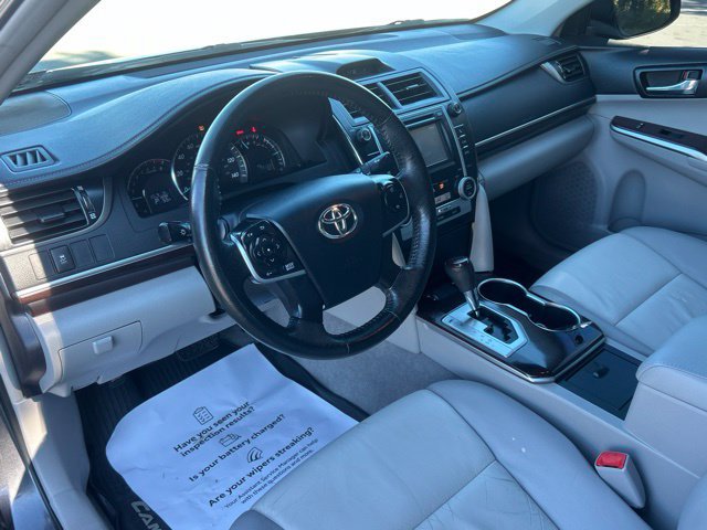 Used 2012 Toyota Camry XLE w/ Leather Pkg FWD image 23