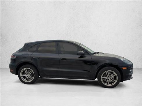 Used 2020 Porsche Macan AWD/4WD image 4