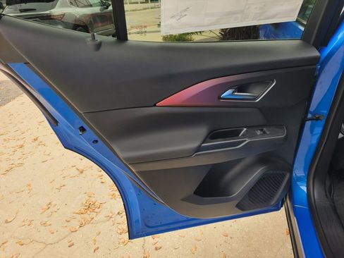 New 2026 Chevrolet Equinox EV RS FWD image 23