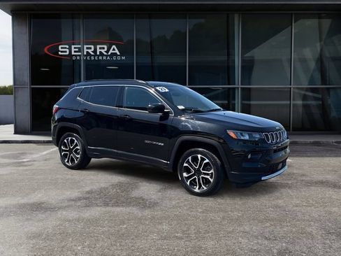 Used 2023 Jeep Compass Limited AWD/4WD image 7