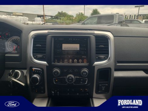 Used 2016 RAM 1500 Big Horn AWD/4WD image 12