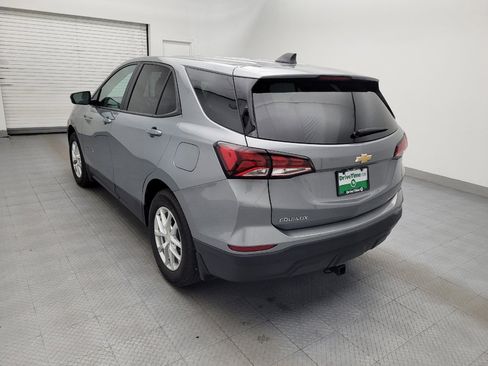 Used 2023 Chevrolet Equinox LS w/ LS Convenience Package FWD image 5