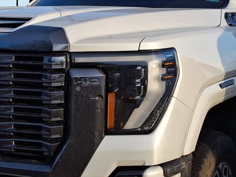 Used 2024 GMC Sierra 2500 Denali Ultimate w/ Max Trailering Package image 6