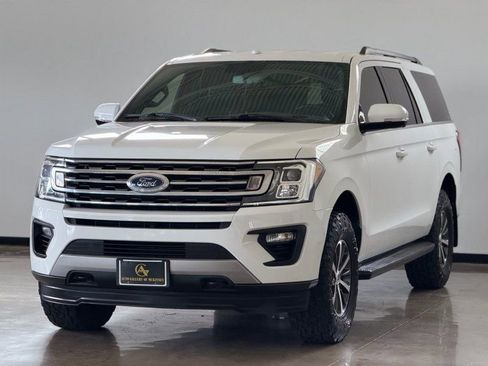 Used 2019 Ford Expedition Max XLT w/ Equipment Group 201A AWD/4WD image 3