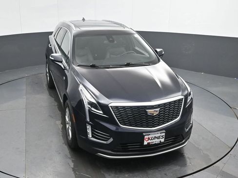 Used 2021 Cadillac XT5 Premium Luxury image 39