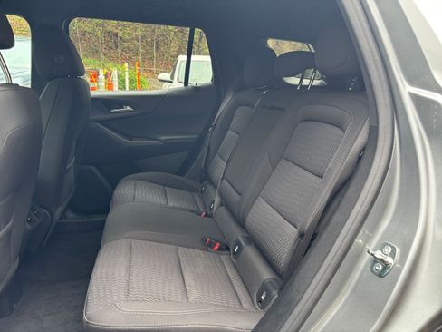 Used 2025 Chevrolet Equinox LT FWD image 27