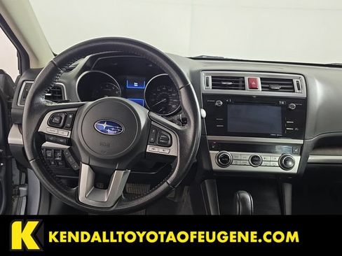 Used 2017 Subaru Outback 3.6R Limited AWD/4WD image 11