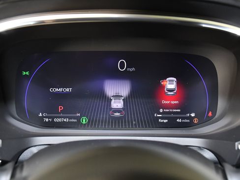 Certified 2024 Acura MDX SH-AWD w/ Technology Package image 18