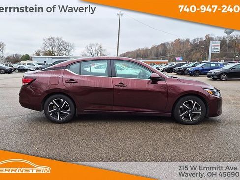 Used 2024 Nissan Sentra SV image 28
