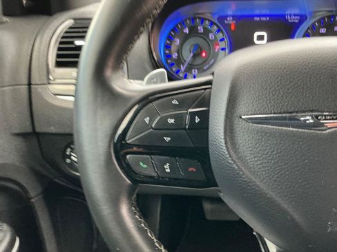 Used 2019 Chrysler 300 S RWD image 14
