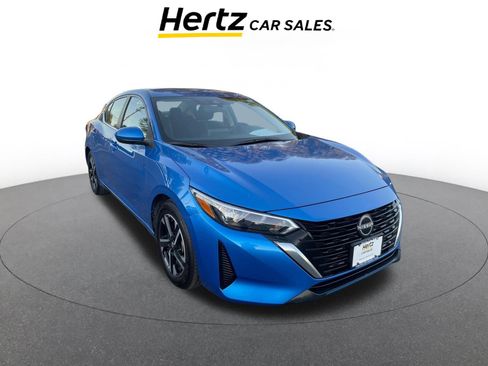 Used 2025 Nissan Sentra SV image 1