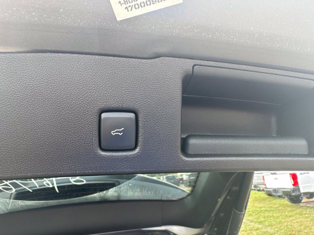 Used 2026 Ford Escape ST-Line Select w/ Tech Pack #1 AWD/4WD image 16