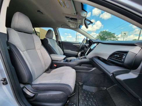 Used 2022 Subaru Outback Premium AWD/4WD image 14