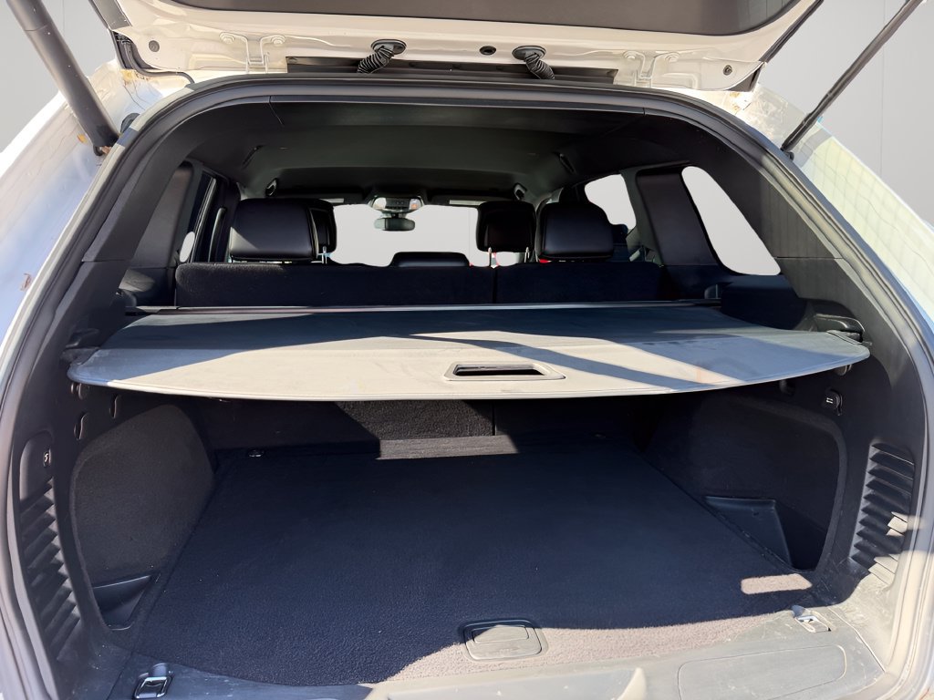 Used 2017 Jeep Grand Cherokee Altitude AWD/4WD image 25