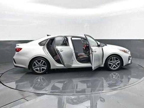 Used 2020 Kia Forte EX w/ EX Special Edition FWD image 29