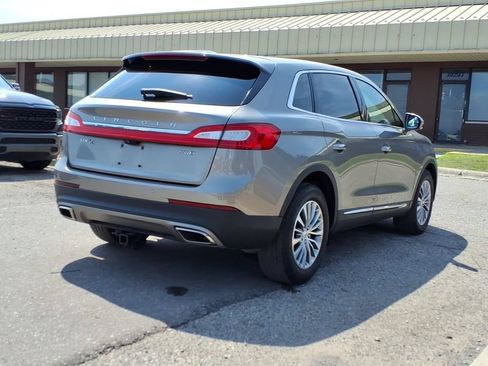 Used 2016 Lincoln MKX Select w/ Climate Package AWD/4WD image 5