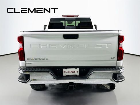 Used 2022 Chevrolet Silverado 2500 LT w/ Convenience Package AWD/4WD image 8